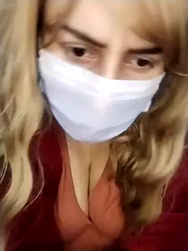 Snapshot of Kamilya_767 chatting on December 29, 2024, 7:39 am Kamilya 767 online show from December 29, 2024, 7:39 am