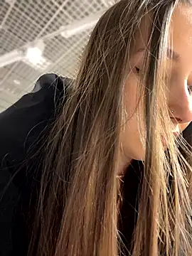 VelvetVixenI online show from January 18, 2026, 5:16 pm