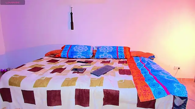 JeremmyAndStacy online show from November 12, 2025, 3:43 am