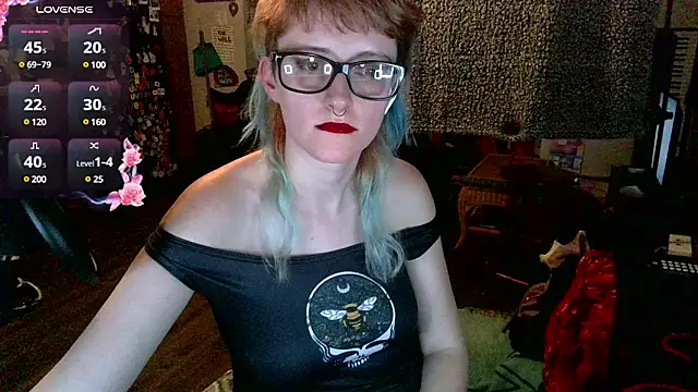 Snapshot of _hellostormy_ chatting on February 13, 2025, 10:34 am hellostormy online show from February 13, 2025, 10:34 am