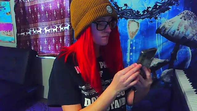 Snapshot of _hellostormy_ chatting on October 25, 2025, 6:52 pm hellostormy online show from October 25, 2025, 6:52 pm