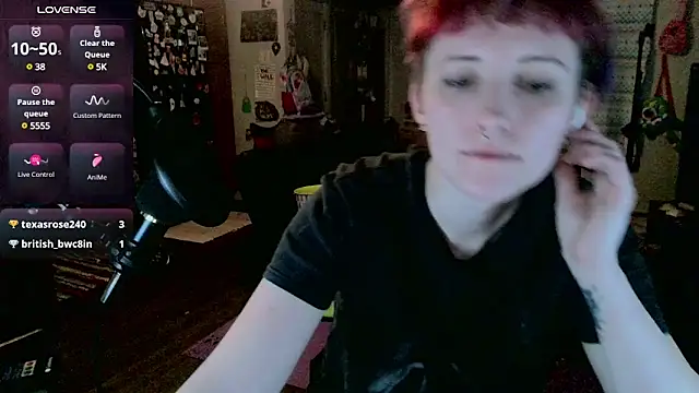 Snapshot of _hellostormy_ chatting on March 3, 2025, 10:06 am hellostormy online show from March 3, 2025, 10:06 am