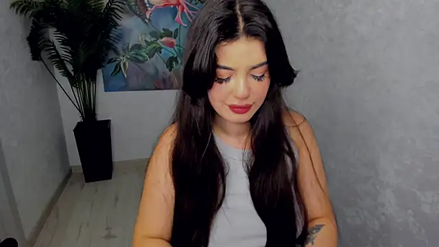 Snapshot of AlluringAriel chatting on May 27, 2026, 4:42 am AlluringAriel online show from May 27, 2026, 4:42 am