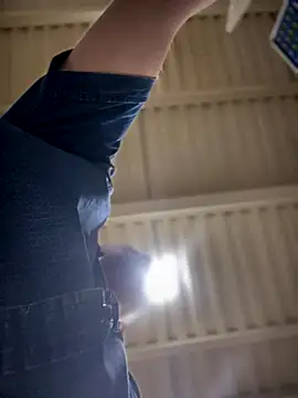 Snapshot of adam-rivera chatting on November 11, 2025, 11:42 pm adam-rivera online show from November 11, 2025, 11:42 pm