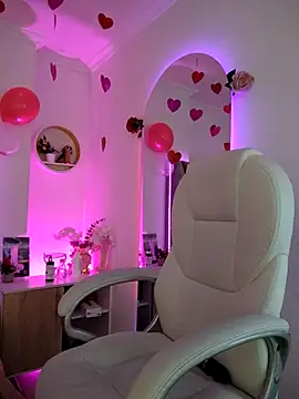 Aurora Brownn online show from February 25, 2025, 10:37 am