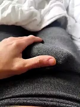 ariel-rick online show from December 29, 2024, 12:45 pm