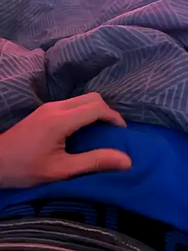 ariel-rick online show from December 12, 2024, 4:43 pm