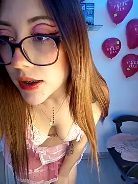 Snapshot of Luna_SofiaXX chatting on February 23, 2025, 8:28 am Luna SofiaXX online show from February 23, 2025, 8:28 am