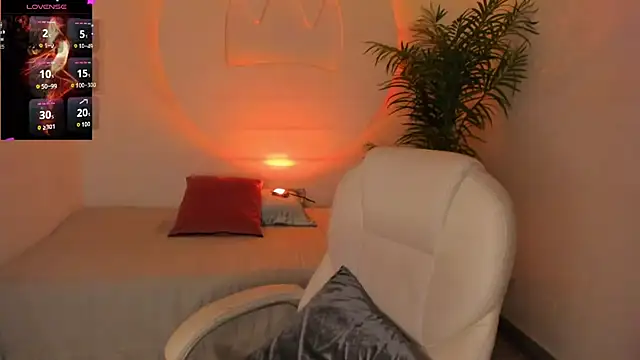 Snapshot of Ariana_Pierce chatting on December 5, 2025, 12:59 pm Ariana Pierce online show from December 5, 2025, 12:59 pm