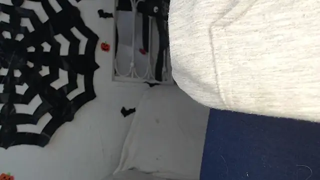 Snapshot of pervertsteens3 chatting on November 1, 2025, 8:52 am pervertsteens3 online show from November 1, 2025, 8:52 am