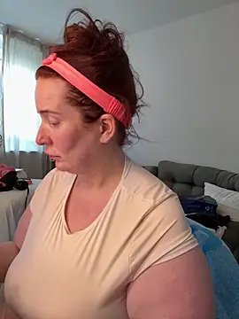 Snapshot of Engel_mia chatting on February 5, 2026, 1:07 pm Engel mia online show from February 5, 2026, 1:07 pm