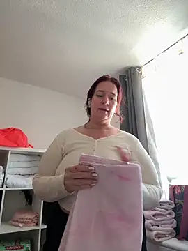 Snapshot of Engel_mia chatting on March 9, 2026, 7:45 am Engel mia online show from March 9, 2026, 7:45 am