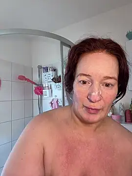 Snapshot of Engel_mia chatting on March 4, 2026, 8:44 am Engel mia online show from March 4, 2026, 8:44 am