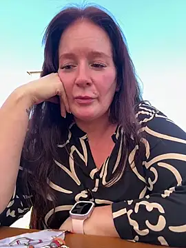 Snapshot of Engel_mia chatting on July 29, 2026, 12:48 pm Engel mia online show from July 29, 2026, 12:48 pm