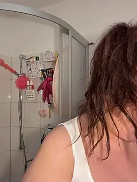 Snapshot of Engel_mia chatting on March 15, 2026, 11:39 am Engel mia online show from March 15, 2026, 11:39 am