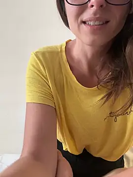 Snapshot of vera_jim chatting on July 31, 2026, 1:10 pm vera jim online show from July 31, 2026, 1:10 pm