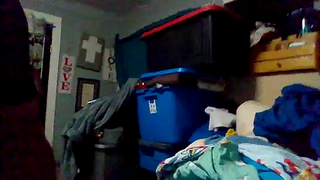 Creationmonster0 online show from November 15, 2025, 2:43 pm