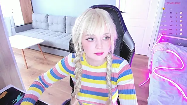 Amy honey angel online show from February 26, 2026, 10:48 am