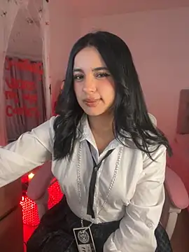 Snapshot of Emily-14 chatting on October 22, 2025, 4:01 am Emily-14 online show from October 22, 2025, 4:01 am