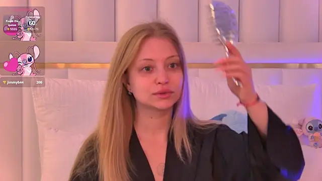 Snapshot of DorisHell chatting on October 15, 2025, 3:49 am DorisHell online show from October 15, 2025, 3:49 am