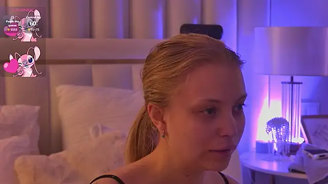 Snapshot of DorisHell chatting on October 28, 2025, 3:07 am DorisHell online show from October 28, 2025, 3:07 am