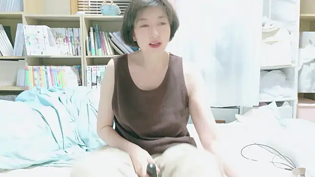 Snapshot of morikawa_sayaka chatting on June 2, 2026, 1:11 pm morikawa sayaka online show from June 2, 2026, 1:11 pm