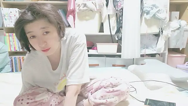 Snapshot of morikawa_sayaka chatting on June 19, 2026, 12:33 pm morikawa sayaka online show from June 19, 2026, 12:33 pm