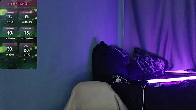 Snapshot of Milten-Trish chatting on April 3, 2026, 10:49 pm Milten-Trish online show from April 3, 2026, 10:49 pm