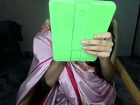 kritikadoll online show from October 8, 2025, 4:47 am