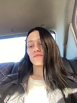 Snapshot of Mia_Mia_M chatting on May 8, 2026, 3:38 pm Mia Mia M online show from May 8, 2026, 3:38 pm