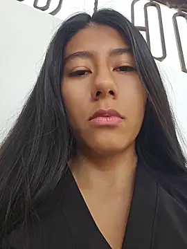 Snapshot of CarlaAlvez chatting on April 16, 2026, 4:41 pm CarlaAlvez online show from April 16, 2026, 4:41 pm