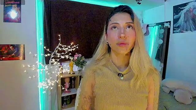 cuteweed420 online show from June 4, 2026, 10:14 pm