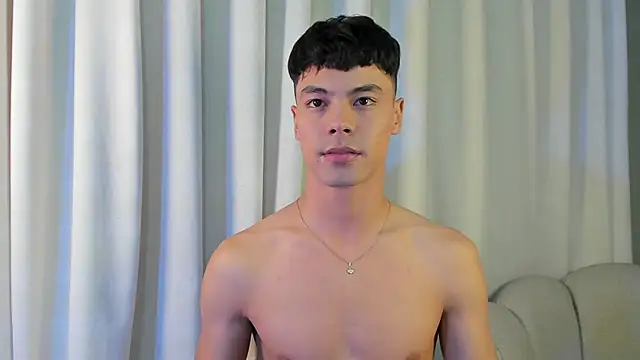 Snapshot of Dammon_Stallion chatting on December 4, 2025, 6:29 pm Dammon Stallion online show from December 4, 2025, 6:29 pm