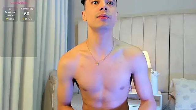 Snapshot of Dammon_Stallion chatting on December 5, 2025, 3:32 pm Dammon Stallion online show from December 5, 2025, 3:32 pm