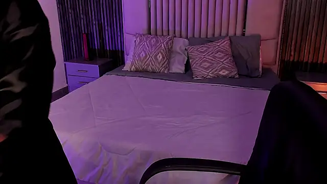 Snapshot of Lillyortiz chatting on March 18, 2026, 7:59 pm Lillyortiz online show from March 18, 2026, 7:59 pm