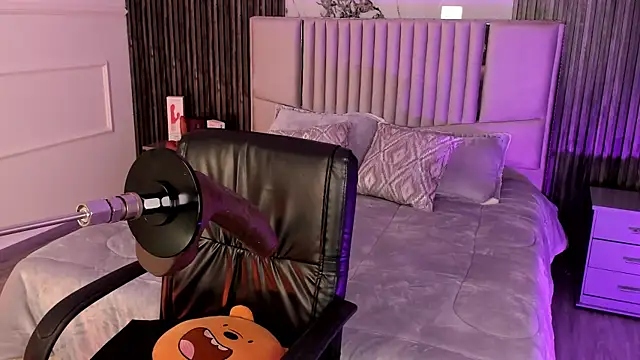 Snapshot of Lillyortiz chatting on November 14, 2025, 8:45 pm Lillyortiz online show from November 14, 2025, 8:45 pm