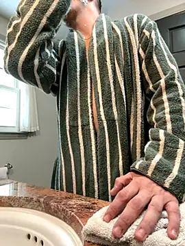 longcurved212121 online show from October 11, 2025, 3:13 pm