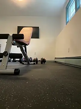 longcurved212121 online show from October 12, 2025, 2:07 pm