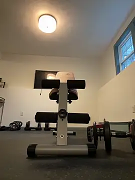 longcurved212121 online show from October 13, 2025, 1:23 pm