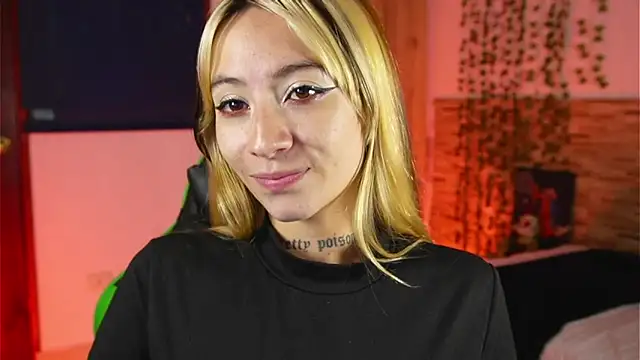 Snapshot of Michell_Wallker chatting on February 21, 2026, 5:59 pm Michell Wallker online show from February 21, 2026, 5:59 pm