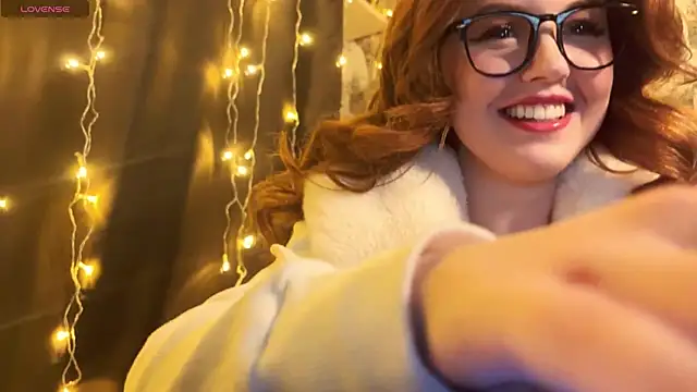 LaurenRossss online show from January 30, 2025, 11:02 pm