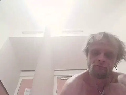 Snapshot of VencaVeny92 chatting on March 22, 2026, 1:42 am VencaVeny92 online show from March 22, 2026, 1:42 am