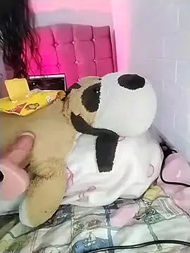 Snapshot of Yaz_Moon chatting on November 9, 2025, 3:21 am Yaz Moon online show from November 9, 2025, 3:21 am