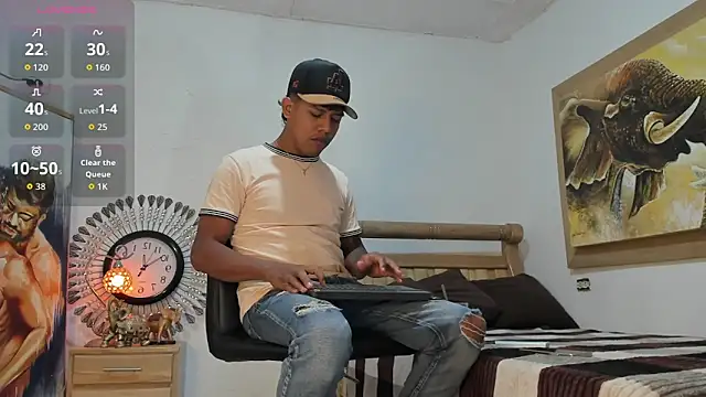 mr stiven  online show from April 23, 2026, 3:02 am