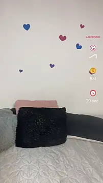 Liah ferrer online show from October 11, 2025, 10:00 pm