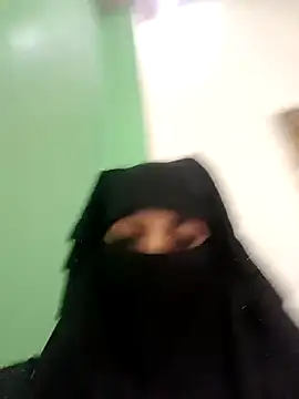 Snapshot of Aafreen_36 chatting on April 6, 2026, 4:46 am Aafreen 36 online show from April 6, 2026, 4:46 am