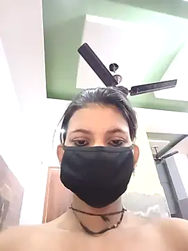 Snapshot of Aafreen_36 chatting on April 1, 2026, 2:24 am Aafreen 36 online show from April 1, 2026, 2:24 am