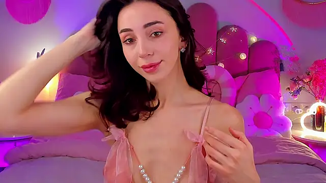 ElsaYoung online show from January 10, 2026, 8:15 pm