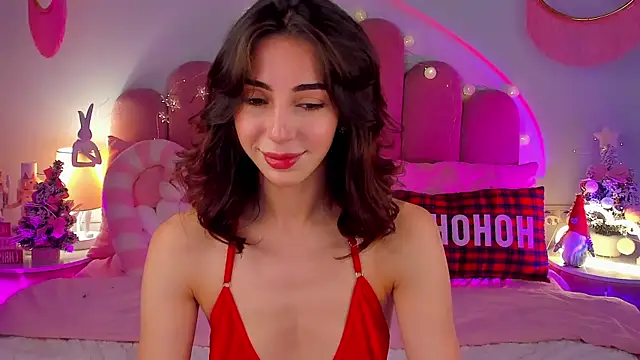 ElsaYoung online show from December 21, 2025, 8:20 pm