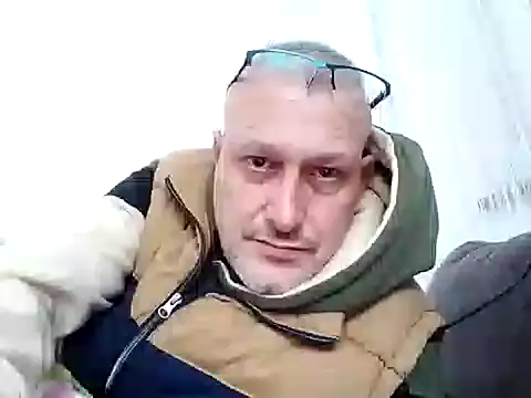 Snapshot of Husoban chatting on November 1, 2025, 11:59 am Husoban online show from November 1, 2025, 11:59 am